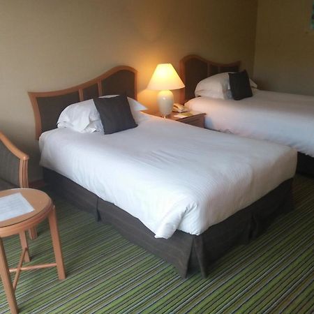 מירי Grand Palace Hotel מראה חיצוני תמונה